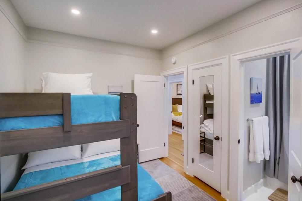 Holiday home Casa Blanca-ultimate Getaway: Spa, Game Rooms, Firepit, Views San Diego