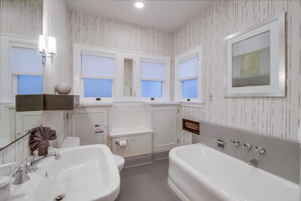 Holiday home Casa Blanca-ultimate Getaway: Spa, Game Rooms, Firepit, Views *